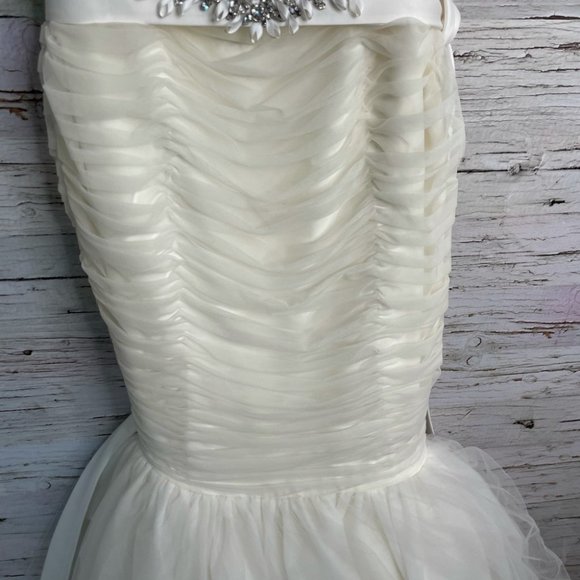 Mikaella mermaid wedding dress size 6 -021 - Picture 4 of 15